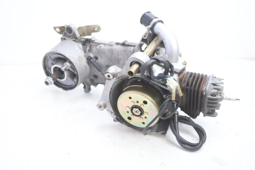 photo de MOTEUR RIDE JUMP 2T 50 (2012 - 2017) - Gros plan technique