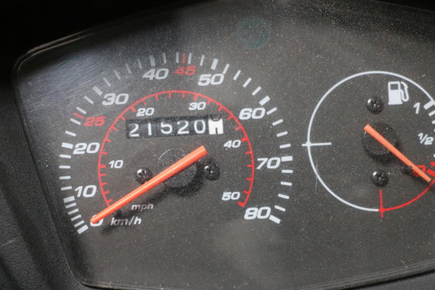 photo de MOTEUR PEUGEOT KISBEE 4T 50 (2023 - 2026) - Zoom état d’usage