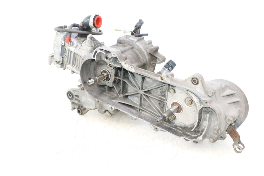 photo de MOTEUR PEUGEOT KISBEE 4T 50 (2010 - 2017) - Zoom qualité