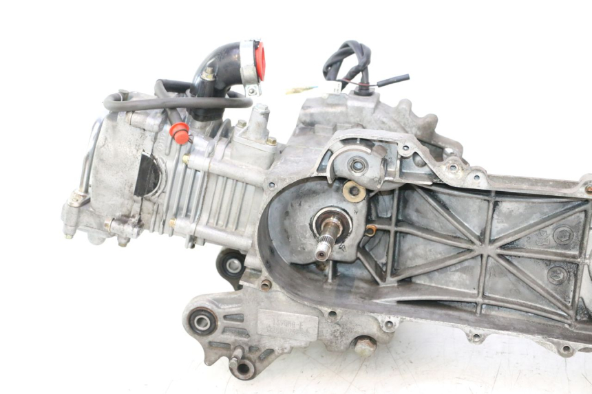 photo de MOTEUR PEUGEOT KISBEE 4T 50 (2010 - 2017) - Photo complémentaire
