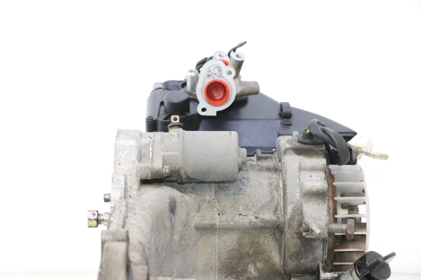 photo de MOTEUR PEUGEOT KISBEE 4T 50 (2018 - 2022) - Aperçu profil