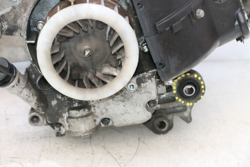 photo de MOTEUR PEUGEOT KISBEE 4T 50 (2018 - 2022) - État de surface