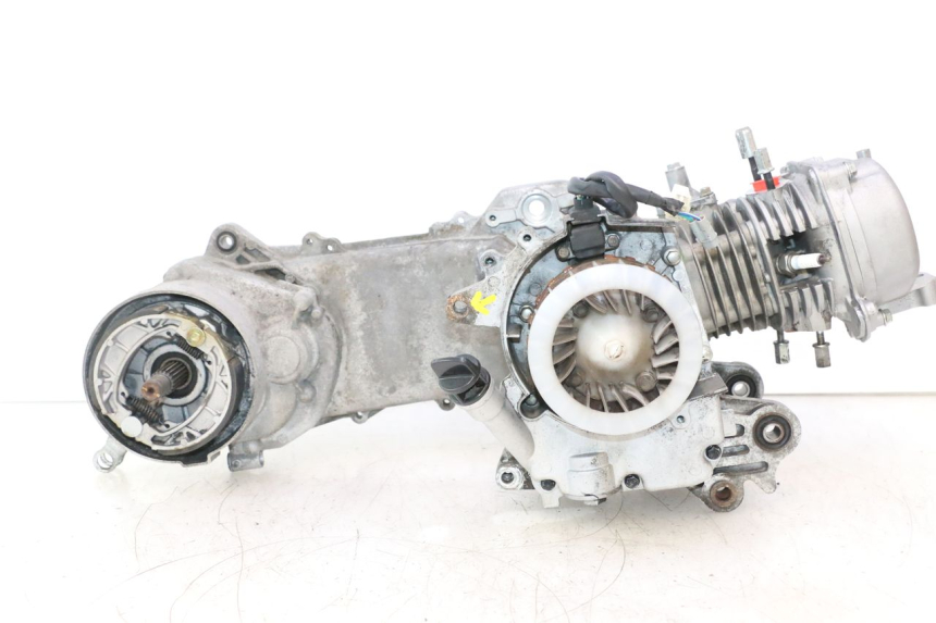 photo de MOTEUR PEUGEOT KISBEE 4T 50 (2018 - 2022) - Détail de la pièce
