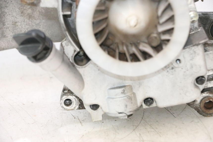 photo de MOTEUR PEUGEOT KISBEE 4T 50 (2018 - 2022) - Gros plan technique