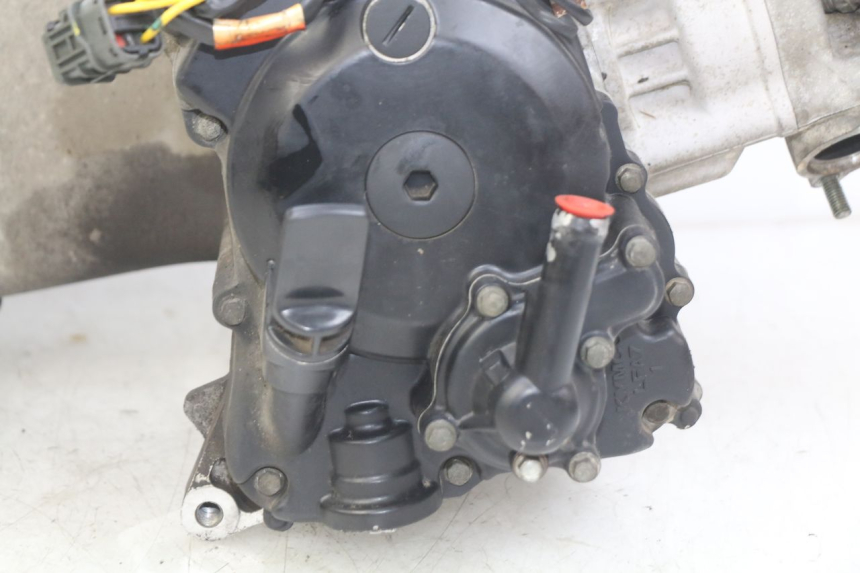 photo de MOTEUR KYMCO DOWNTOWN ABS 125 (2015 - 2017)