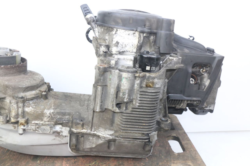 photo de MOTEUR PIAGGIO LIBERTY IGET S 125 (2016 - 2020) - Zoom état d’usage