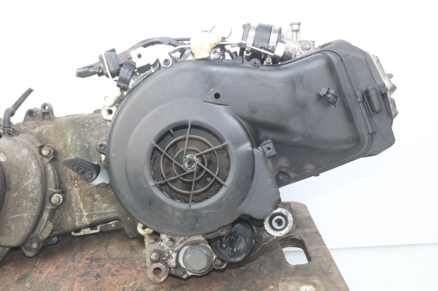 photo de MOTEUR PIAGGIO LIBERTY IGET S 125 (2016 - 2020) - Points de fixation