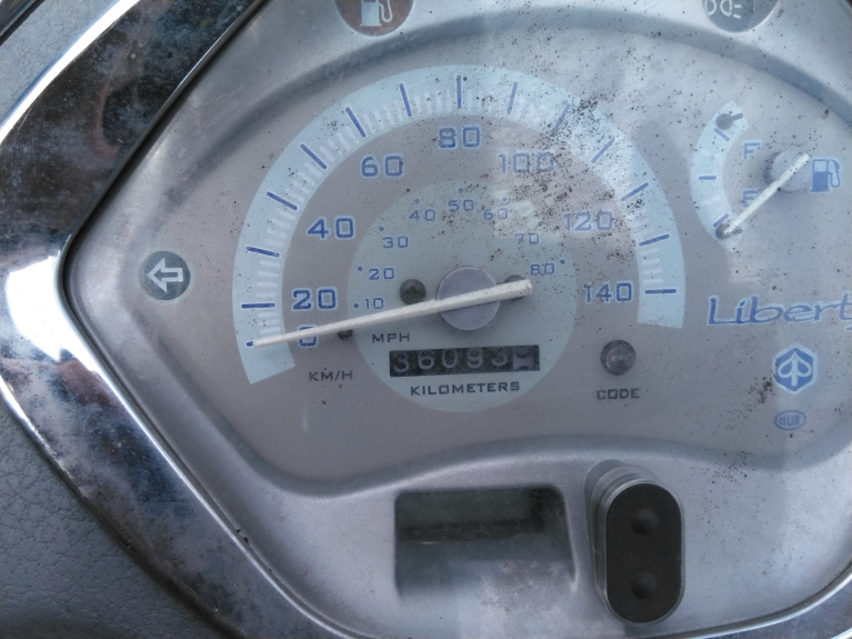 photo de MOTEUR PIAGGIO LIBERTY 125 (1998 - 2008) - Détail de la pièce