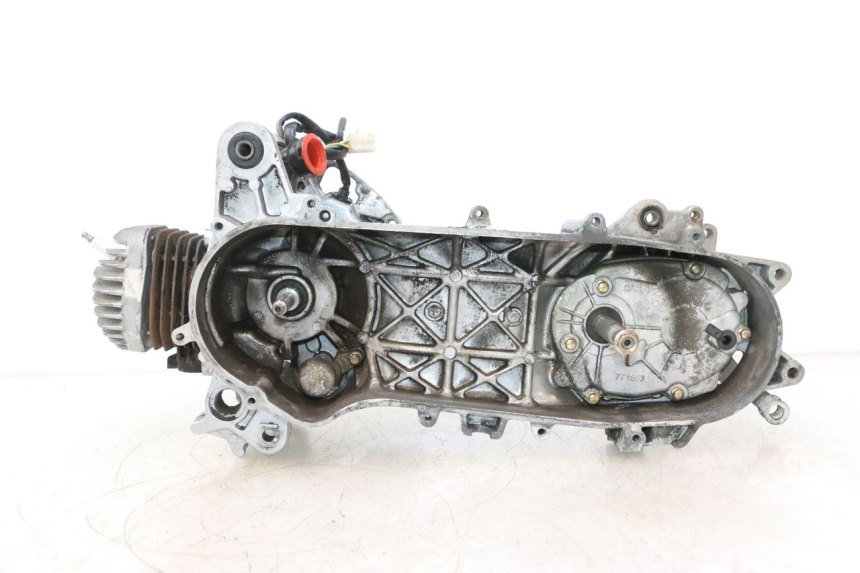 photo de MOTEUR PEUGEOT LUDIX PRO 2T 50 (2010 - 2017) - Angle alternatif