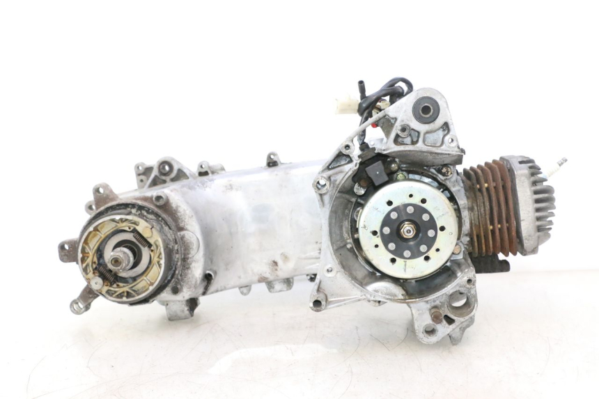 photo de MOTEUR PEUGEOT LUDIX PRO 2T 50 (2010 - 2017) - Points de fixation