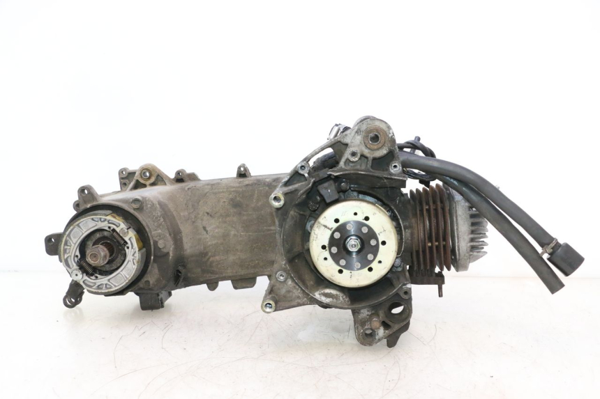 photo de MOTEUR PEUGEOT LUDIX SNAKE 2T 50 (2004 - 2014) - Angle alternatif