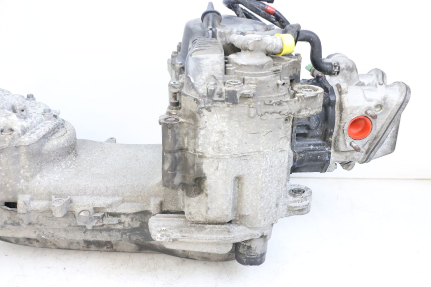 photo de MOTEUR PIAGGIO MP3 HPE 350 (2018 - 2020) - Points de fixation