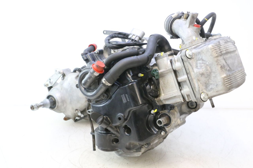 photo de MOTEUR PIAGGIO MP3 HPE 530 (2022 - 2026) - Vue rapprochée