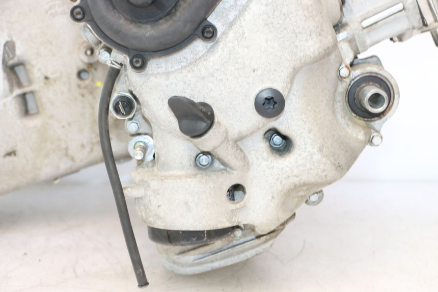 photo de MOTEUR PIAGGIO MP3 LT 400 (2007 - 2012) - Inspection visuelle