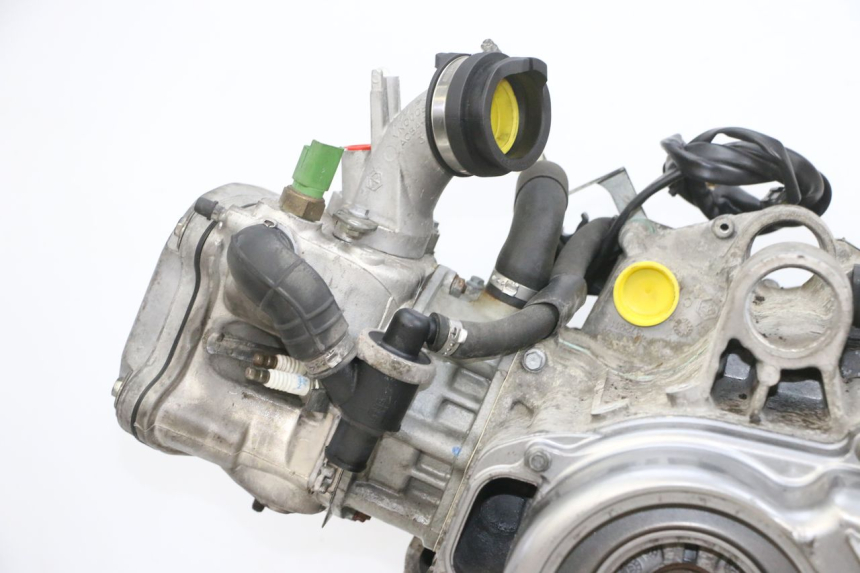 photo de MOTEUR PIAGGIO MP3 500 (2016 - 2018) - État de surface