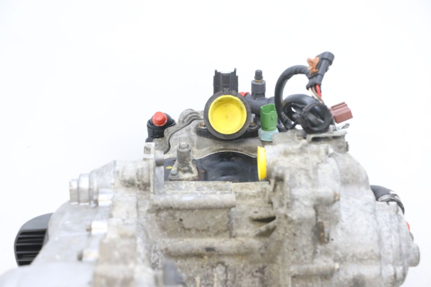 photo de MOTEUR PIAGGIO MP3 RL 250 (2007 - 2010) - État de surface