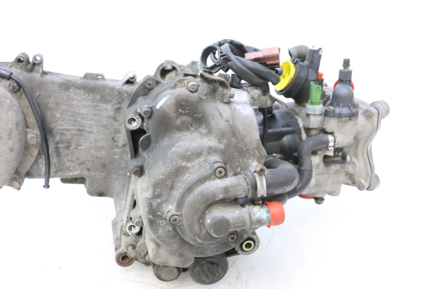 photo de MOTEUR PIAGGIO MP3 RL 250 (2006 - 2010) - Points de fixation