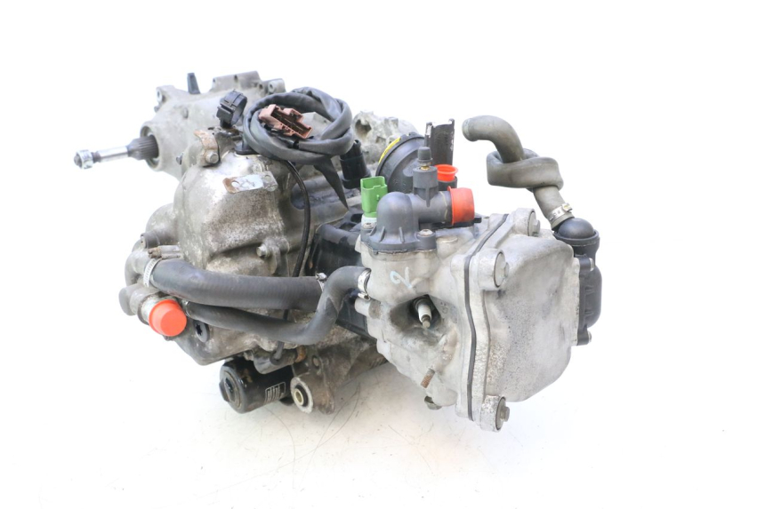 photo de MOTEUR PIAGGIO MP3 RL 250 (2006 - 2010) - Marquages et références