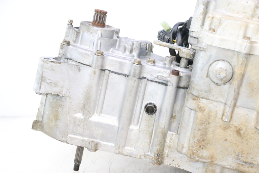 photo de MOTEUR KYMCO MXU R 250 (2004 - 2010) - Autre angle de vue