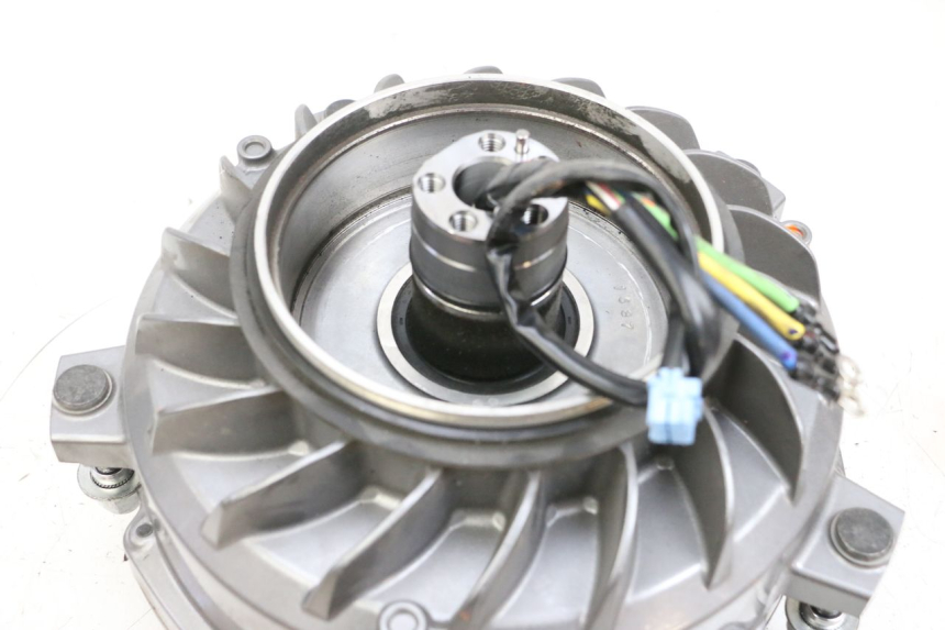 photo de MOTEUR YAMAHA NEO'S CORE 1 (2022 - 2026) - Vue d’ensemble