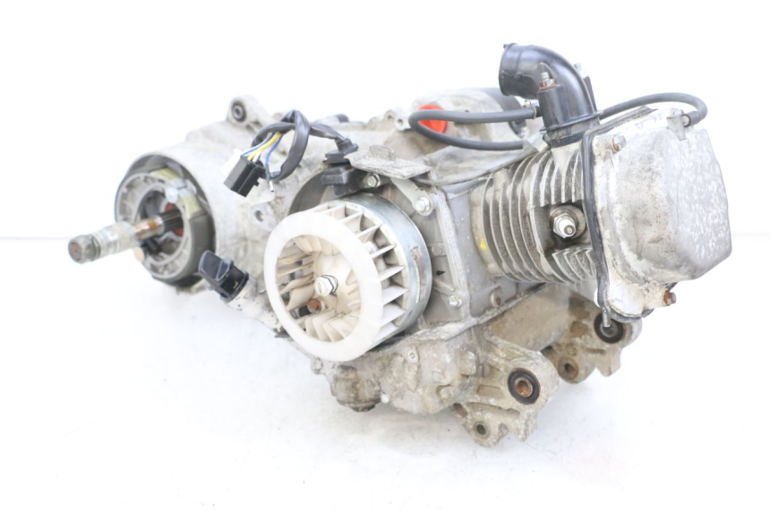 photo de MOTEUR JM MOTORS OLDIES GT 4T 50 (2018 - 2025) - Vue rapprochée