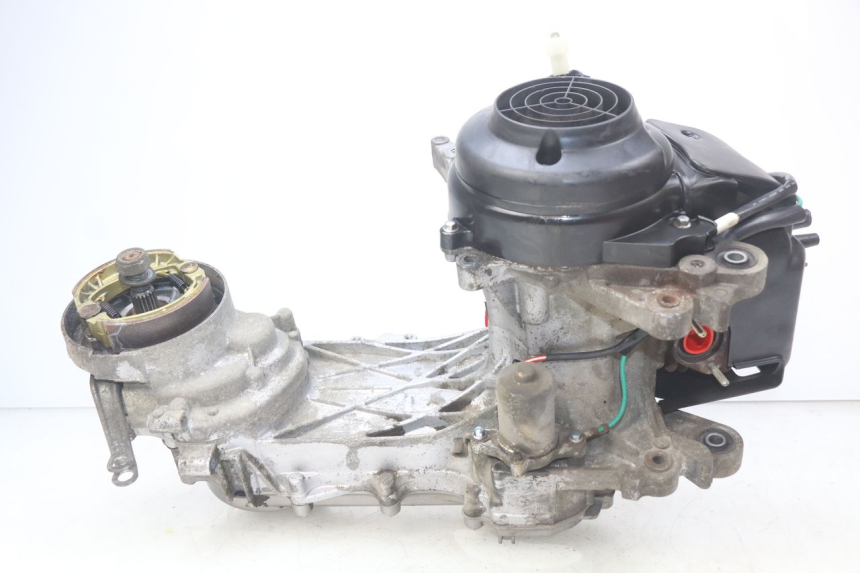 photo de MOTEUR SYM ORBIT 2 2T 50 (2008 - 2018) - Vue rapprochée