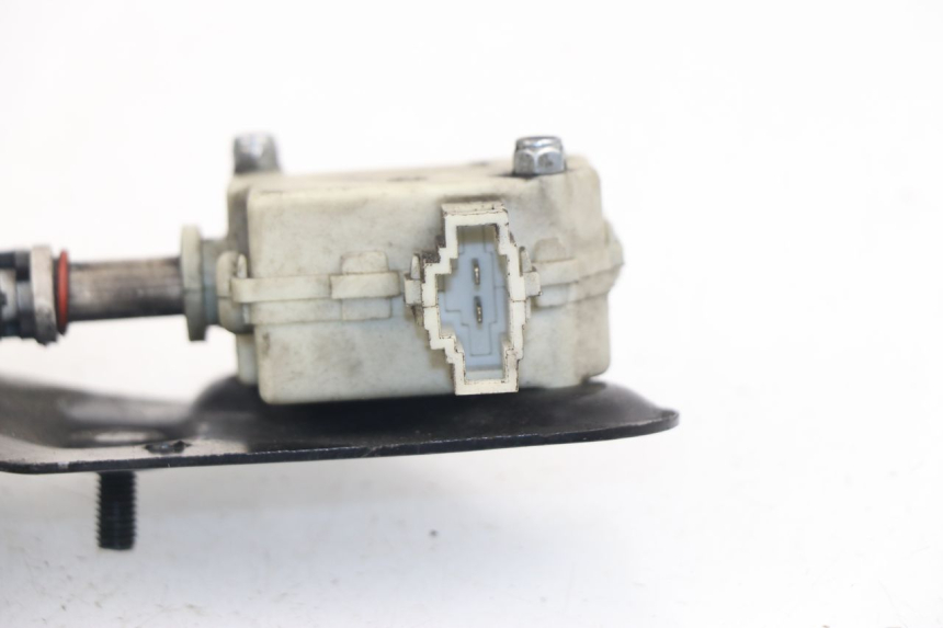photo de MOTEUR OUVERTURE COFFRE GILERA GP 800 (2007 - 2013)