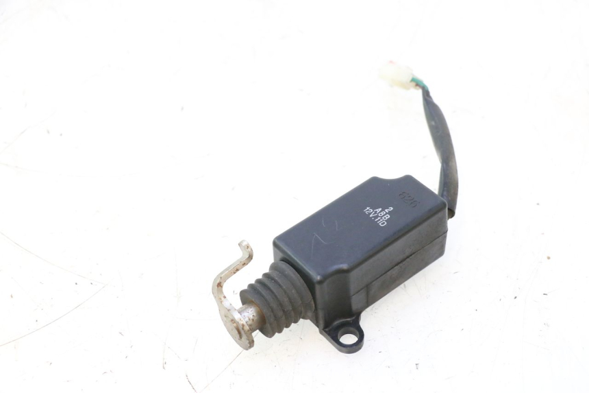 photo de MOTEUR OUVERTURE COFFRE SYM MIO 50 (2005 - 2010) - Vue d’ensemble