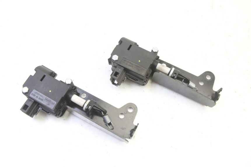 photo de MOTEUR OUVERTURE COFFRE PIAGGIO MP3 HPE 310 (2024 - 2025)