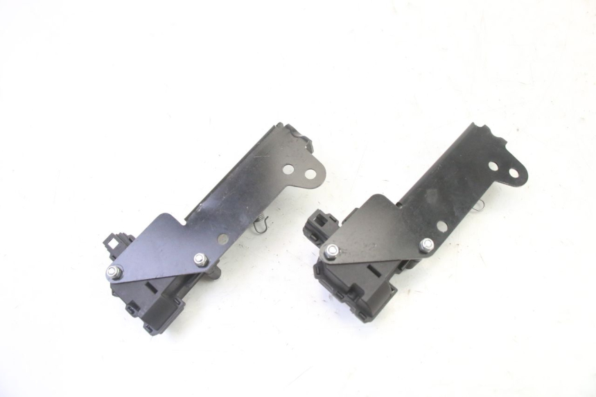 photo de MOTEUR OUVERTURE COFFRE PIAGGIO MP3 HPE 310 (2024 - 2025)
