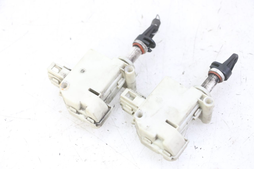 photo de MOTEUR OUVERTURE COFFRE PIAGGIO MP3 LT 300 (2010 - 2016)