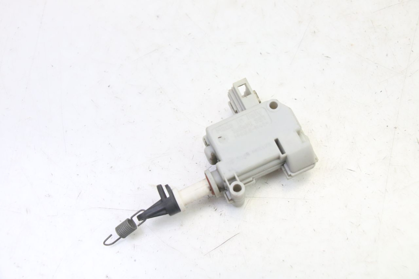 photo de MOTEUR OUVERTURE COFFRE PIAGGIO MP3 RL 250 (2007 - 2010)
