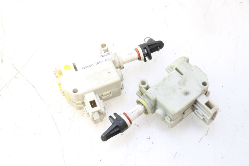 photo de MOTEUR OUVERTURE COFFRE PIAGGIO MP3 500 (2011 - 2015) - Zoom état d’usage