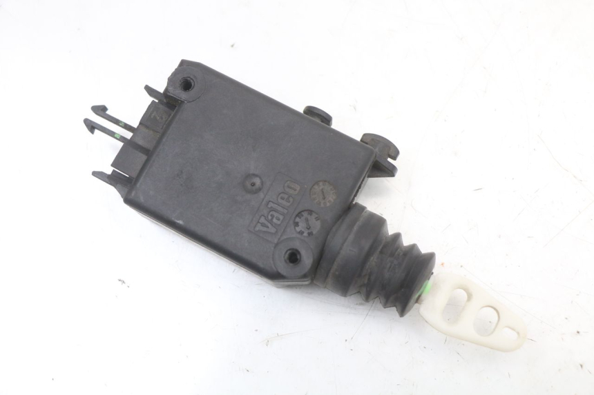photo de MOTEUR OUVERTURE COFFRE PEUGEOT GEOPOLIS RS 125 (2007 - 2009)