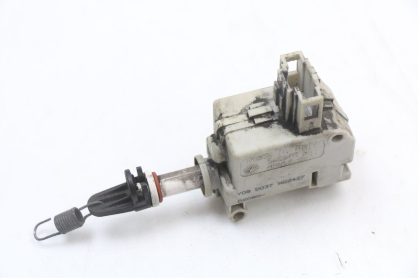 photo de MOTEUR OUVERTURE COFFRE PIAGGIO MP3 125 (2006 - 2014)