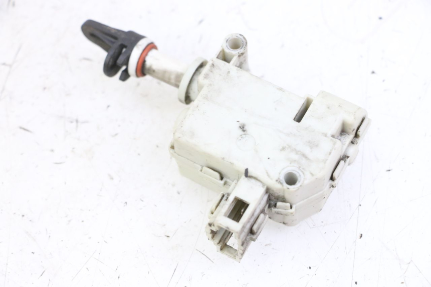 photo de MOTEUR OUVERTURE COFFRE PIAGGIO MP3 125 (2006 - 2014)