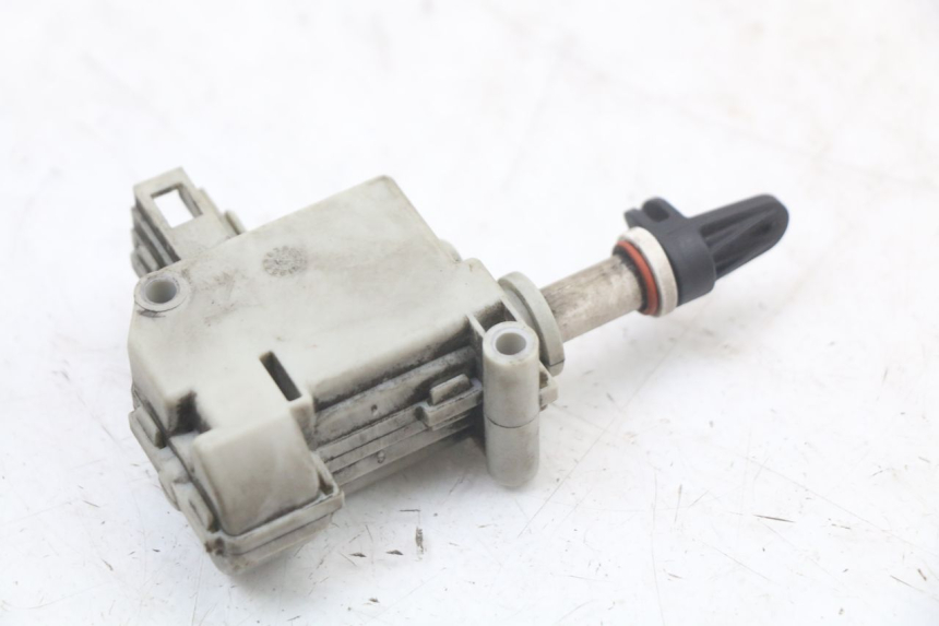 photo de MOTEUR OUVERTURE COFFRE PIAGGIO MP3 LT 400 (2007 - 2012)