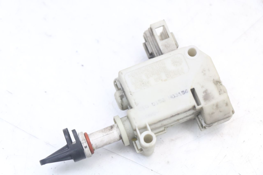 photo de MOTEUR OUVERTURE COFFRE PIAGGIO MP3 LT 400 (2007 - 2012)