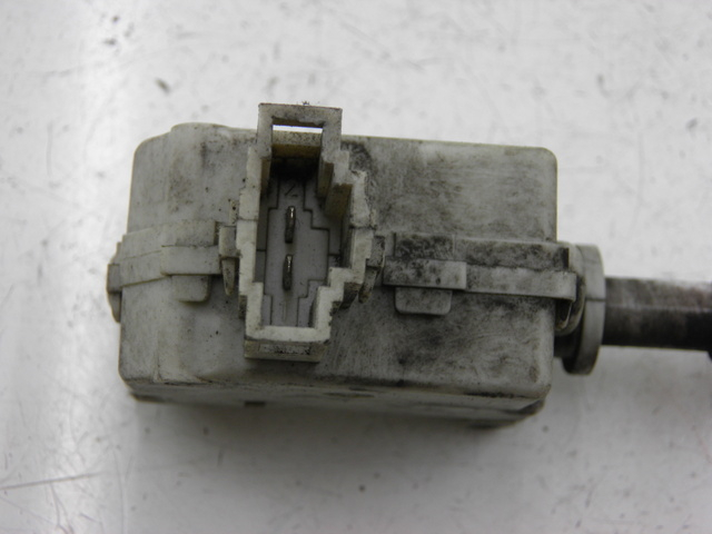 photo de MOTEUR OUVERTURE COFFRE PIAGGIO MP3 RL 125 (2006 - 2014)