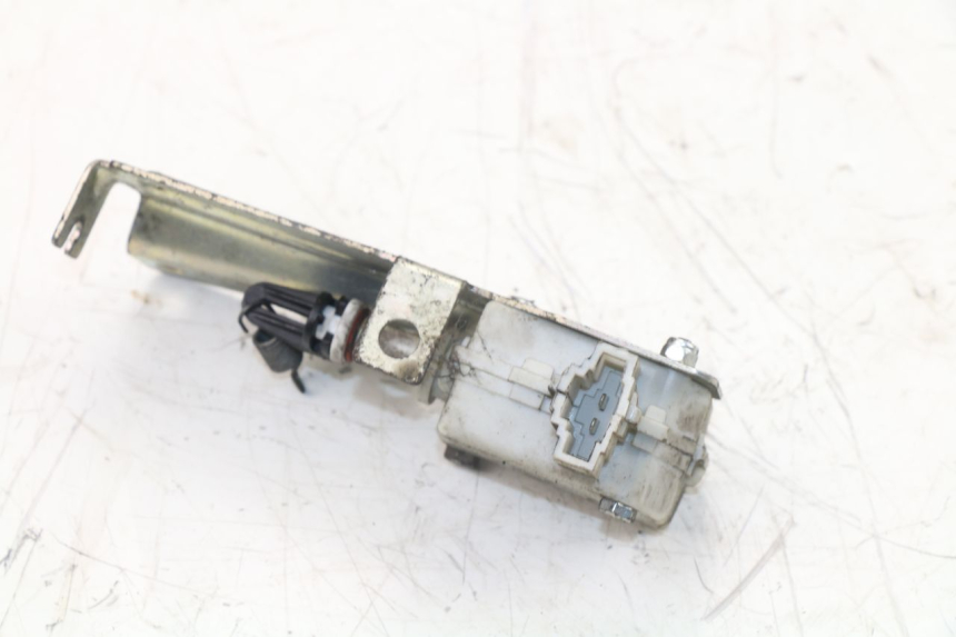 photo de MOTEUR OUVERTURE COFFRE PIAGGIO X10 500 (2012 - 2018)