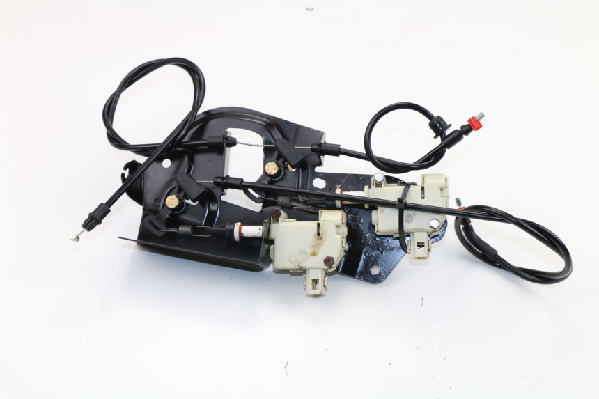 photo de MOTEUR OUVERTURE COFFRE PIAGGIO X8 STREET 125 (2006 - 2007)