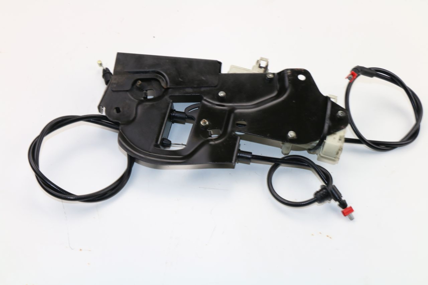 photo de MOTEUR OUVERTURE COFFRE PIAGGIO X8 STREET 125 (2006 - 2007)