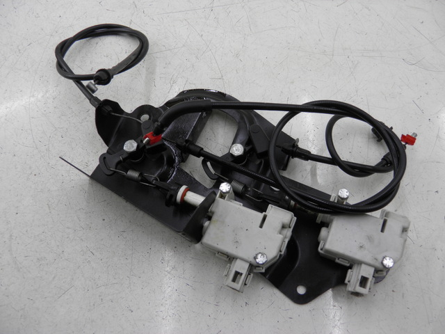 photo de MOTEUR OUVERTURE COFFRE PIAGGIO XEVO - X EVO 125 (2010 - 2015)