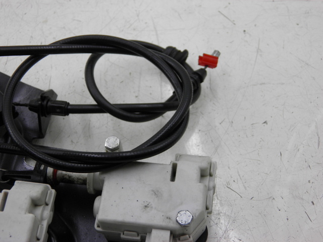 photo de MOTEUR OUVERTURE COFFRE PIAGGIO XEVO - X EVO 125 (2010 - 2015)
