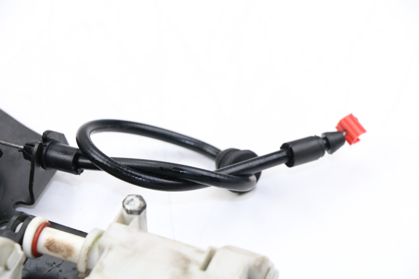 photo de MOTEUR OUVERTURE COFFRE PIAGGIO XEVO - X EVO 125 (2007 - 2016)