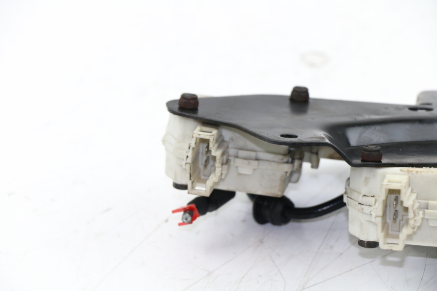 photo de MOTEUR OUVERTURE COFFRE PIAGGIO XEVO - X EVO 125 (2007 - 2016)