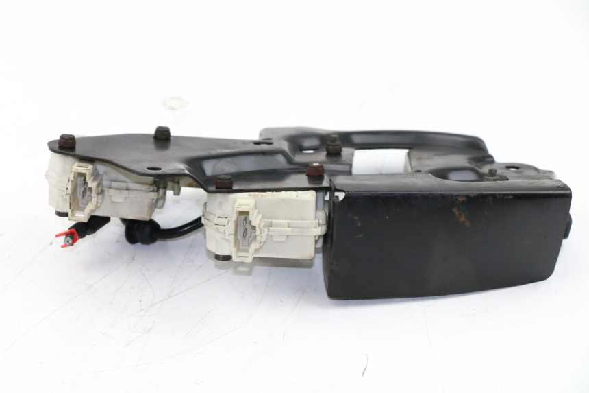 photo de MOTEUR OUVERTURE COFFRE PIAGGIO XEVO - X EVO 125 (2007 - 2016)