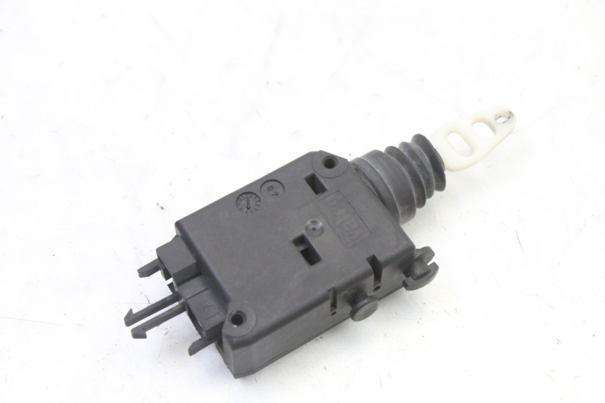 photo de MOTEUR OUVERTURE COFFRE PEUGEOT SATELIS COMPRESSOR K15 125 (2006 - 2009)