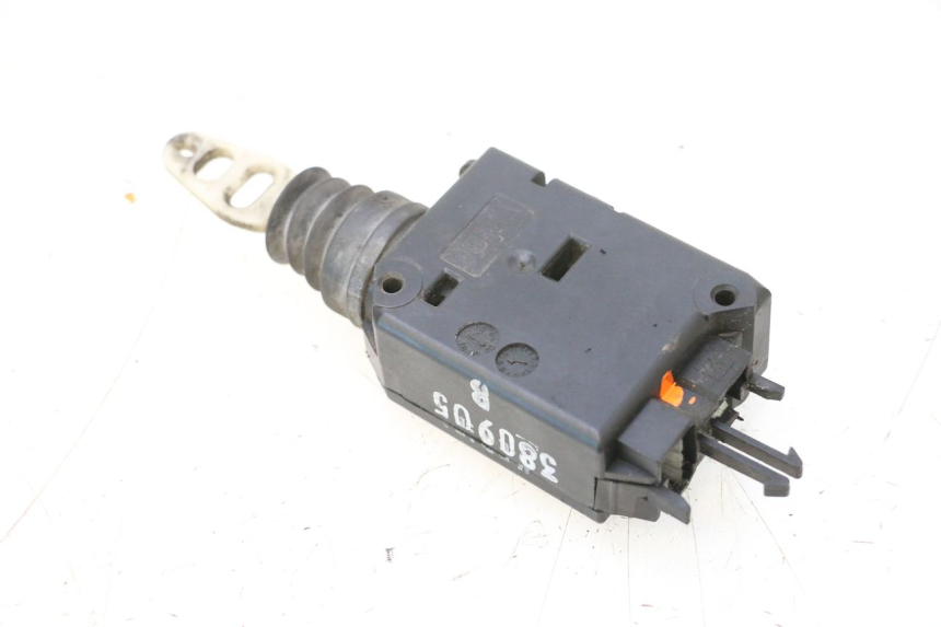photo de MOTEUR OUVERTURE COFFRE PEUGEOT SATELIS COMPRESSOR K15 125 (2006 - 2009) - Vue principale