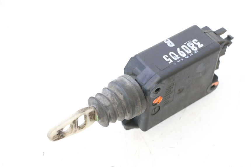 photo de MOTEUR OUVERTURE COFFRE PEUGEOT SATELIS COMPRESSOR K15 125 (2006 - 2009) - Détail de la pièce